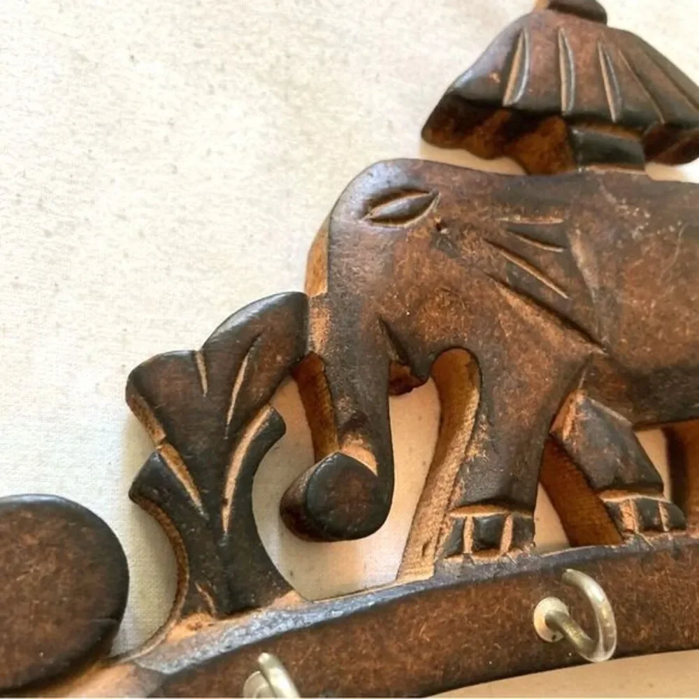 Key Rack Holder HANDMADE Folk Art Carved Wood Elephant 8 x 4.5 x 0.5 inches